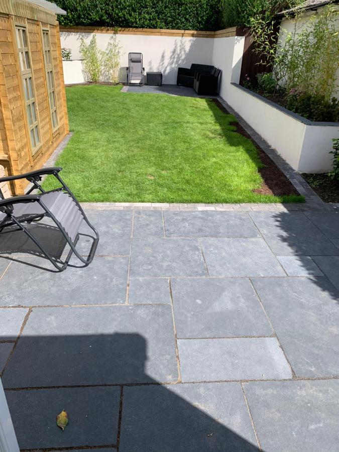Relaxing Home - 7-10Min To Bournemouth Sandy Beach By Car - Private Garden, Parking And Spa Zewnętrze zdjęcie